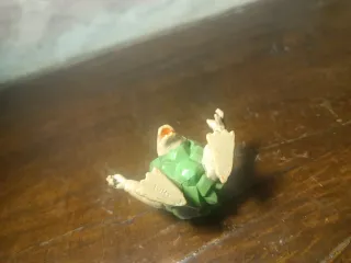 Mini figura Pokemon Golem