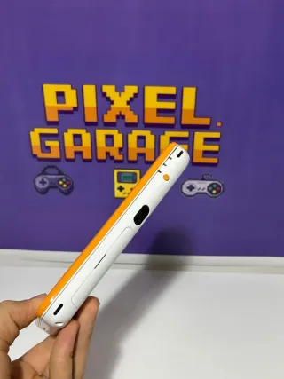 New 2DS XL Bianco + Scatola + difetti scocca