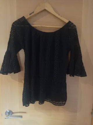 Camiseta encaje negra manga campana T.XL