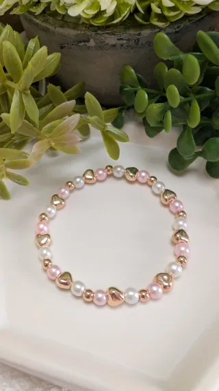 Pulsera elástica oro perla y corazones