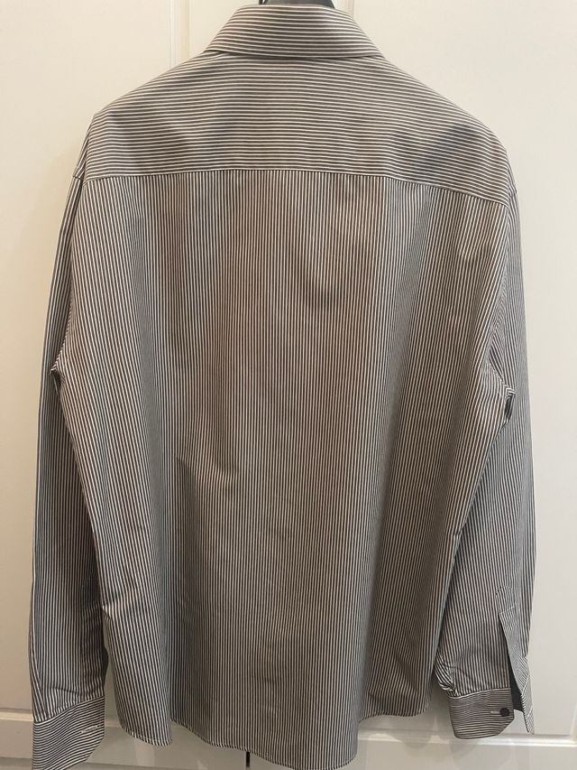 Camisa Amire T. 5.
Rayas Marrón y Blanco