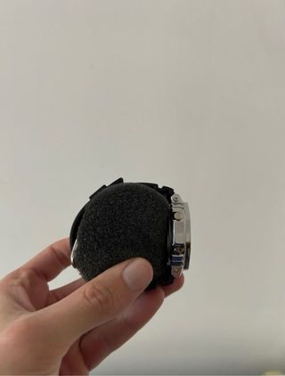 Reloj totalmente nuevo