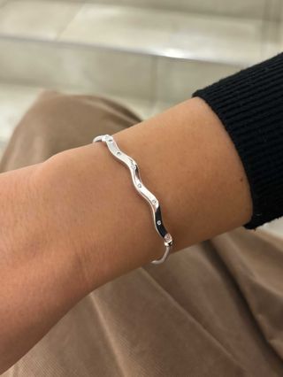 Pulsera semirrígida oro blanco y diamantes 
