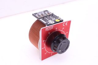 Autotransformador Regulable POLYLUX EA600