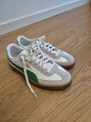 Zapatillas Puma Blancas y Verdes