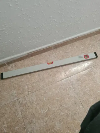 Nivel de burbuja Bellota 80cm