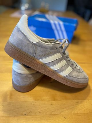 Adidas Spezial Gris y Blanco