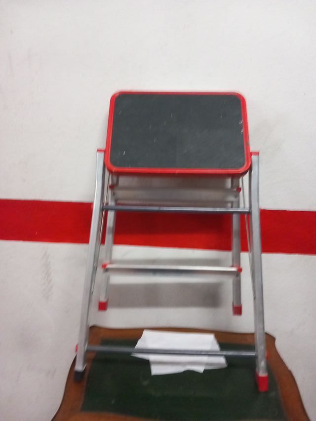 Escalera pequeña plegable 3 peldaños