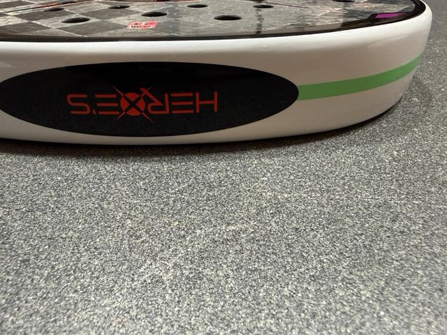 Racchetta Padel Heroes Ison 23