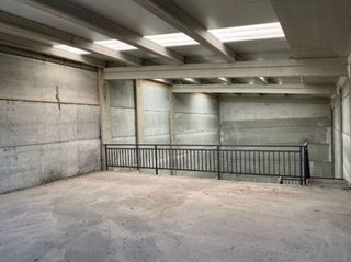 Nave industrial en venta en Estación-Manantiales en Guadalajara