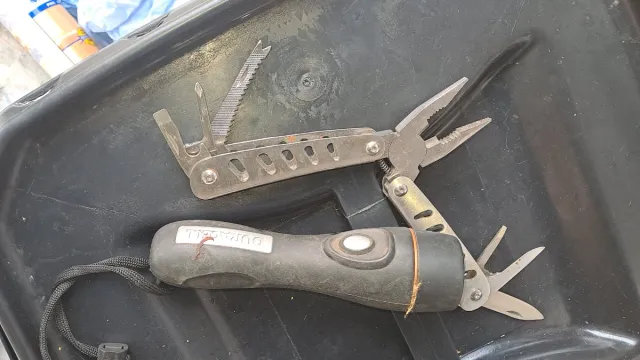 Linterna Duracell y multiusos