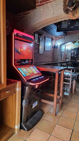 Local comercial en venta en Benalúa en Alicante