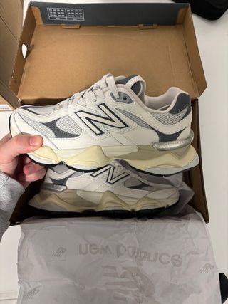 Zapatillas New Balance 9060 Gris/Blanco Talla 37