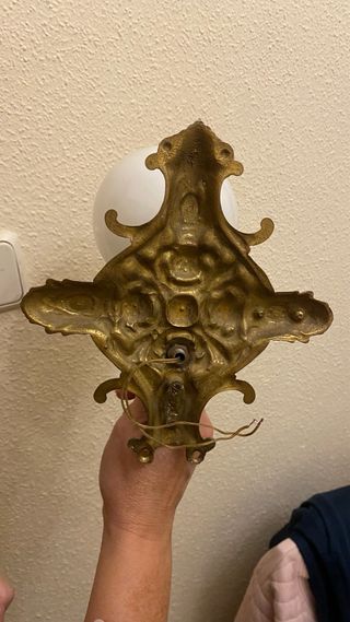 Apliques de pared antiguos latón