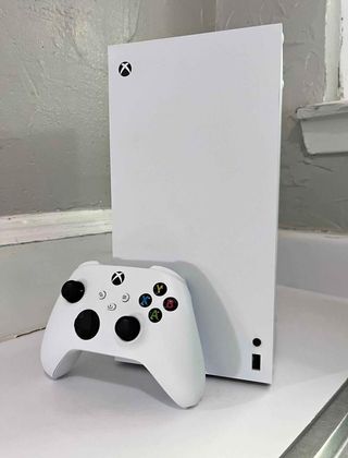 Xbox Series X 1TB Blanca