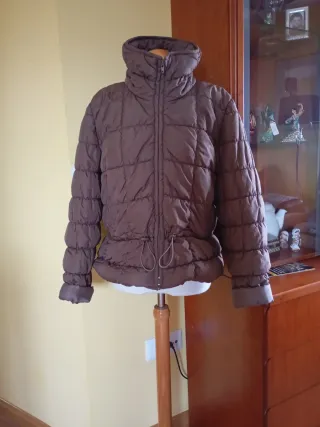 Parka corta impermeable mujer