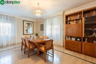 Chalet en venta en Ogíjares