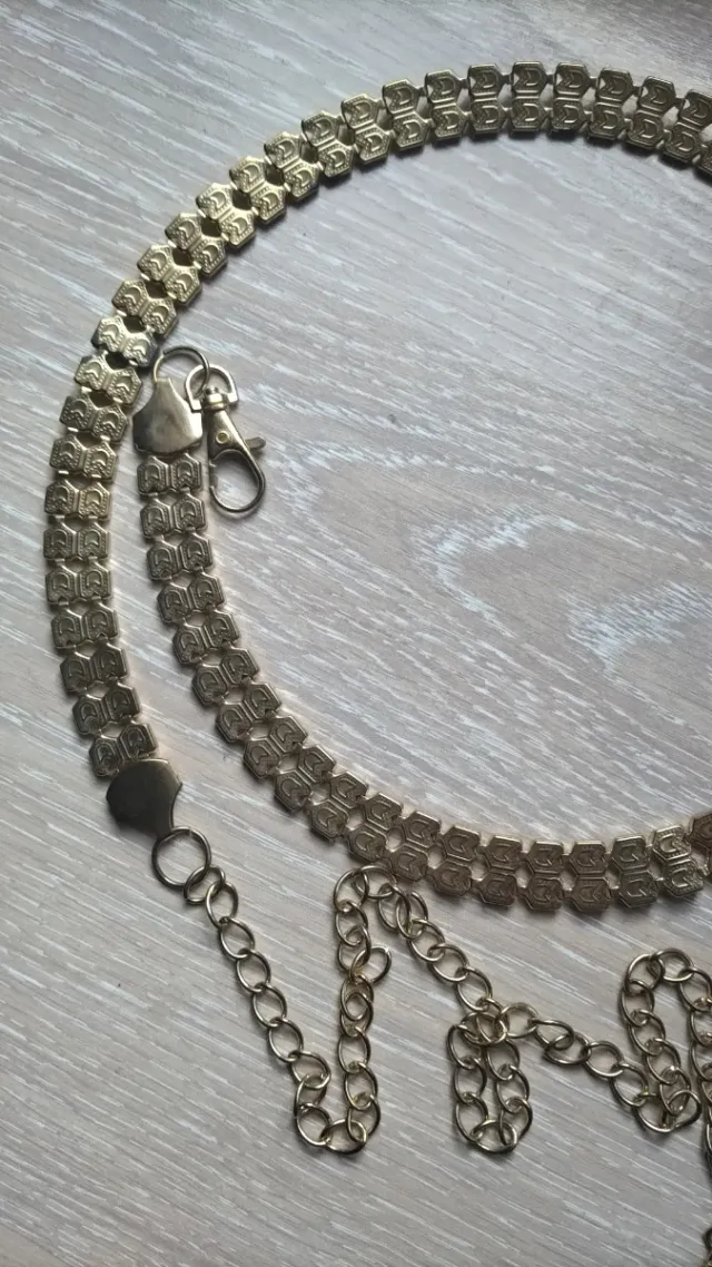 Cinturón cadena dorado y plateado