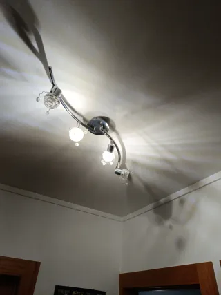 2 candeeiros de teto