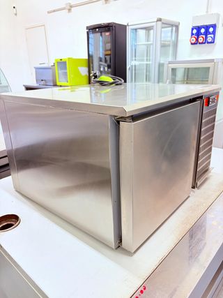 Abbattitore di temperatura Tecnodom ATT02 inox