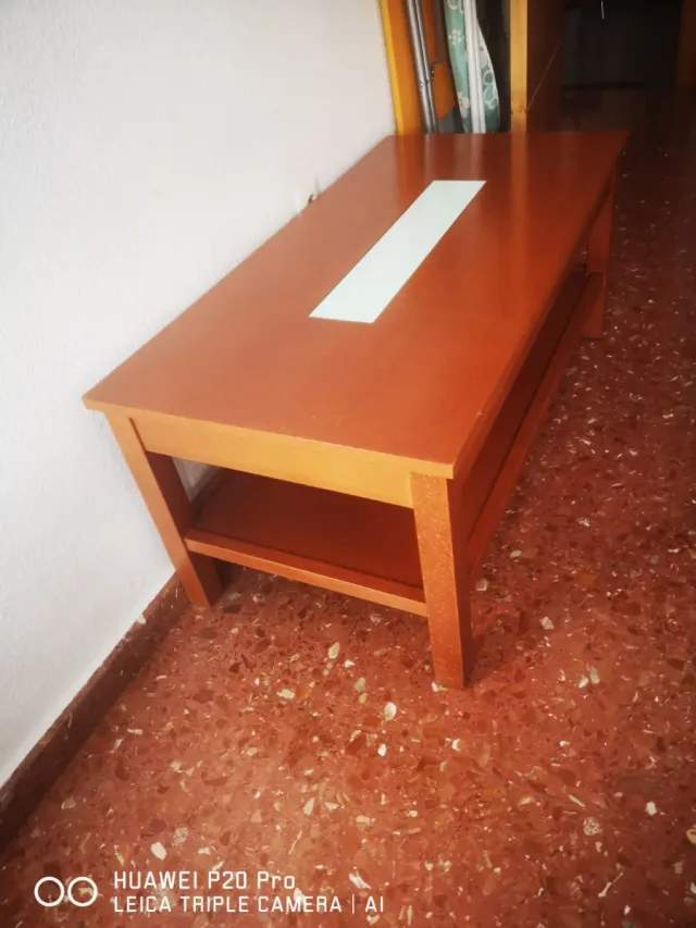 Mesa de centro elevable de madera