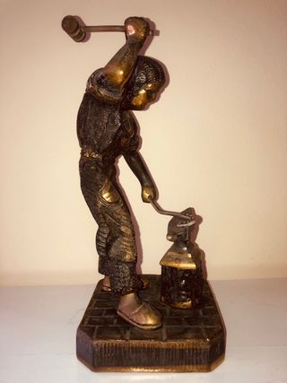 Figura Herrero Bronce
