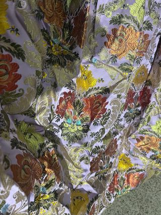 Traje de Fallera Oro y Lila y corpiño lila 