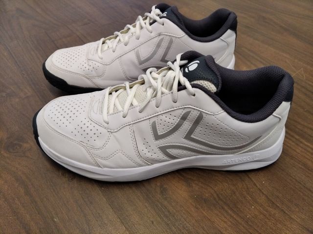 Sapatos Decathlon Tamanho 44