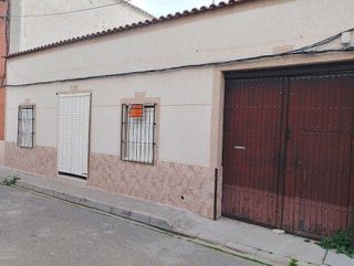 Terreno en venta en Manzanares
