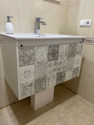 Mueble de baño con lavabo 