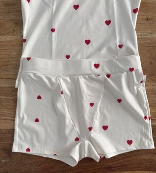 Pijama Shein Corazones Talla M