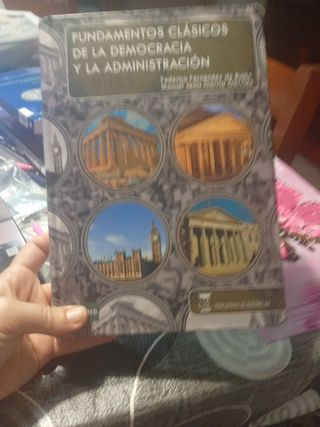 Fundamentos clásicos de la democracia y la admi...