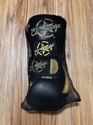 Guantes Boxeo El Bronx 10oz Negros/Dorados