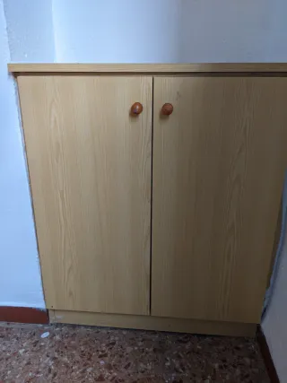 Puertas y baldas armario empotrado