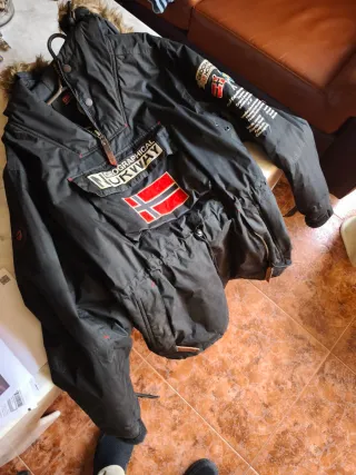 Cazadora Geographical Norway Negra Talla L