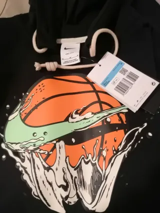 Felpa Nike Dri-FIT con stampa basket