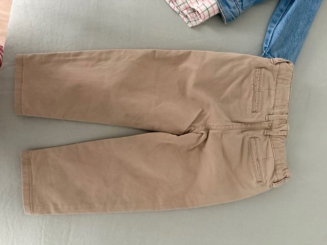 Conjunto Camisa Neck y Pantalón Niño GAP 3-4 Años