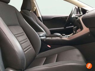 Lexus NX 2.5 300h Business Navigation 2WD
