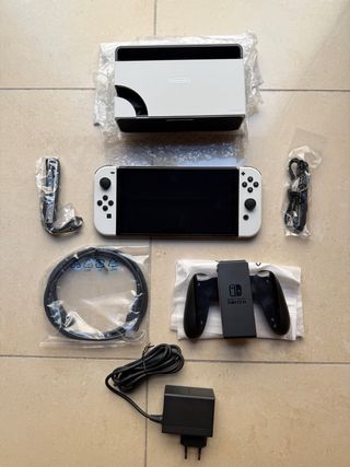 Nintendo Switch OLED Blanca. Accesorios + Garantía
