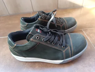 Zapatillas Red Brick punta reforzada