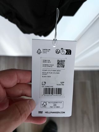 Abrigo Helly Hansen Nuevo