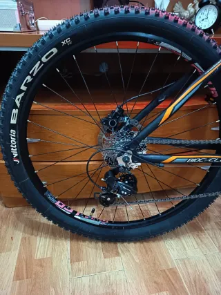 Bicicleta MTB 27.5