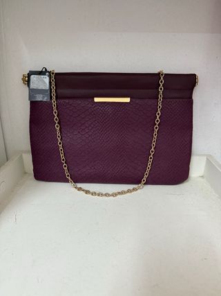 Bolso de mano morado con cadena dorada Primark