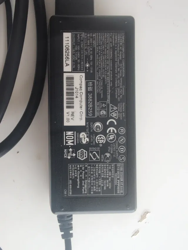 Cargador Compaq PPP003S Original