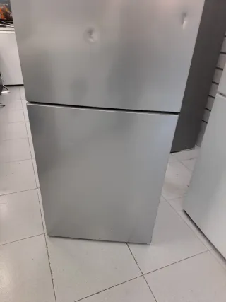 Nevera nueva con tara Siemens 2,cm nofrost