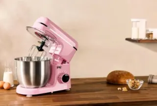 Robot de cocina rosa