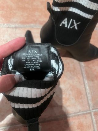 Botines Armani T40 (talla pequeño)