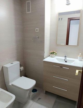 Piso en alquiler en Martín Carpena - Torre del Río en Málaga
