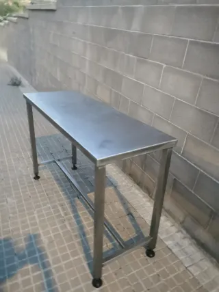 Mesa de acero inoxidable