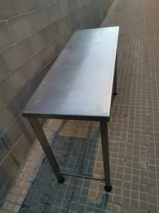 Mesa de acero inoxidable